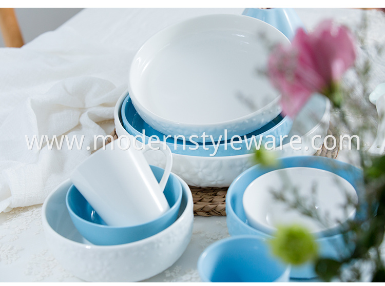 blue dinner set